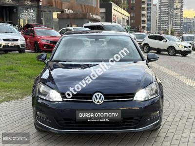 Volkswagen Golf 2013 1.6 TDI Comfortline 201.000km