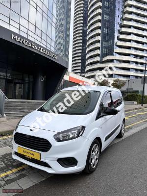 Ford Tourneo Courier 2022 1.5 TDCi Trend 22.000km