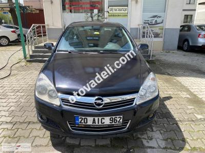 Opel Astra 2010 1.6 Enjoy