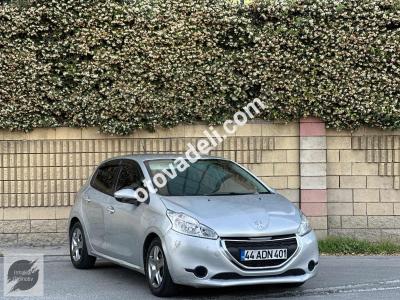 Peugeot 208 2012 1.4 HDi Access