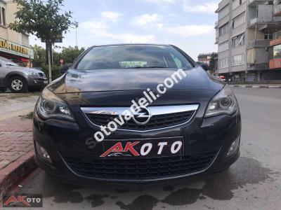 Opel Astra 2012 1.3 CDTI Cosmo