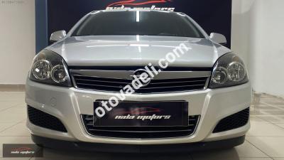 Opel Astra 2013 1.6 Essentia