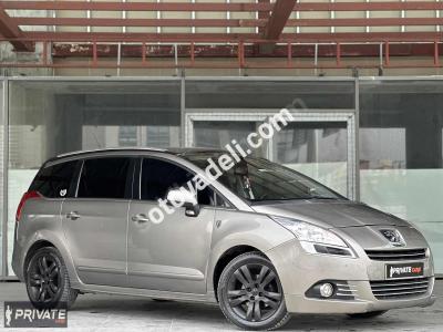 Peugeot 5008 2010 1.6 HDi Premium Pack