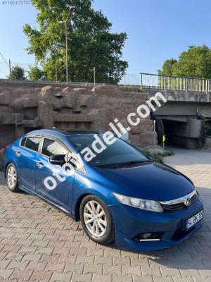 Honda Civic 2012 1.6i VTEC Eco Elegance