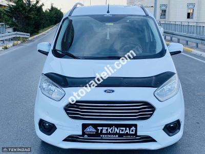 Ford Tourneo Courier 2018 1.5 TDCi Titanium Plus