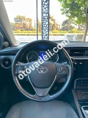 Toyota Corolla 2017 1.4 D-4D Touch