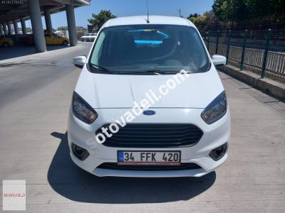 Ford Tourneo Courier 2022 1.5 TDCi Delux