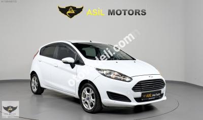 Ford Fiesta 2015 1.6 Trend