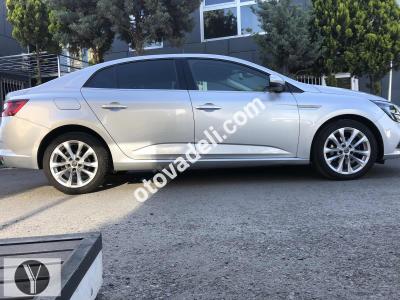 Renault Megane 2019 1.5 Blue DCI Icon