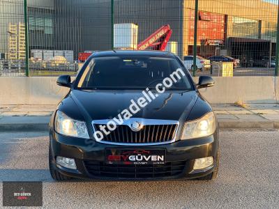 Skoda Octavia 2009 1.6 Ambiente