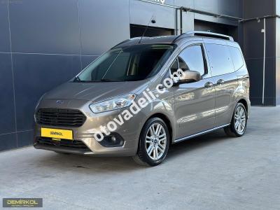 Ford Tourneo Courier 2021 1.5 TDCi Titanium Plus