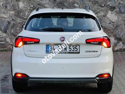 Fiat Egea Cross 2022 1.4 Fire Street