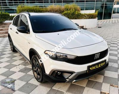 Fiat Egea Cross 2022 1.4 Fire Street