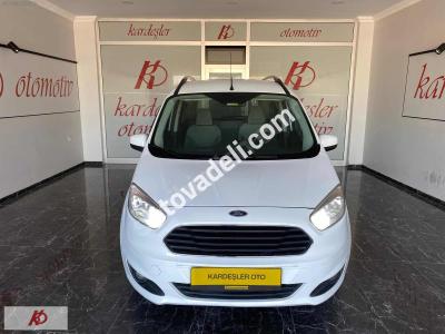 Ford Tourneo Courier 2016 1.6 TDCi Titanium