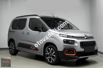 Citroen Berlingo 2024 1.5 BlueHDI Shine Bold