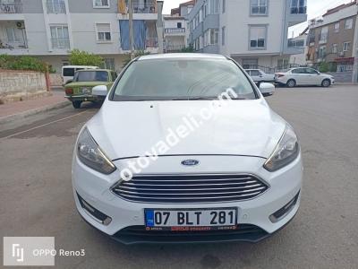 Ford Focus 2018 1.5 EcoBlue Titanium