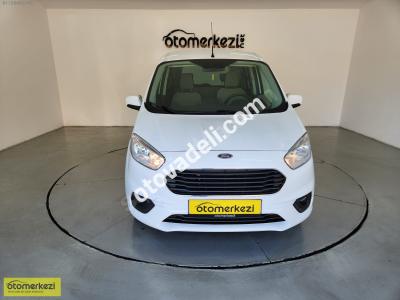 Ford Tourneo Courier 2023 1.5 TDCi Titanium