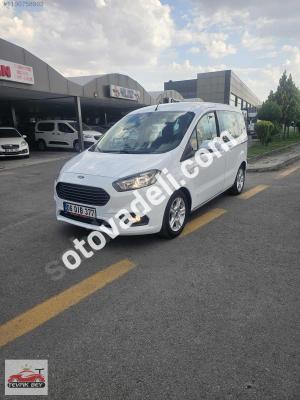 Ford Tourneo Courier 2022 1.5 TDCi Delux