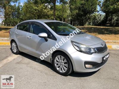 Kia Rio 2012 1.4 CVVT Fancy