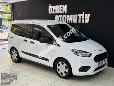 Ford Tourneo Courier 2021 1.5 TDCi Trend