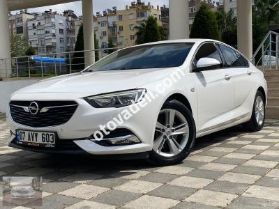 Opel Insignia 2017 1.6 CDTI Grand Sport Enjoy