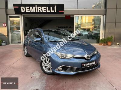 Toyota Auris 2016 1.6 Premium