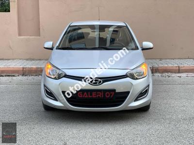 Hyundai i20 2012 1.4 CRDi Sense