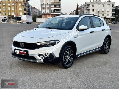 Fiat Egea Cross 2023 1.4 Fire Urban