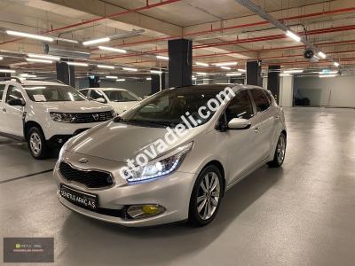 Kia Ceed 2013 1.6 CRDi Concept Plus