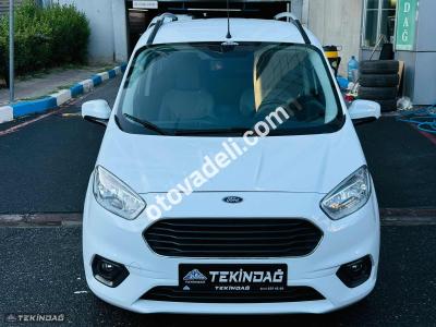 Ford Tourneo Courier 2021 1.5 TDCi Titanium