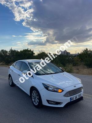 Ford Focus 2015 1.6 TDCi Titanium