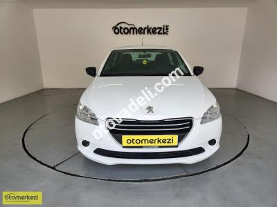 Peugeot 301 2013 1.2 VTi Access