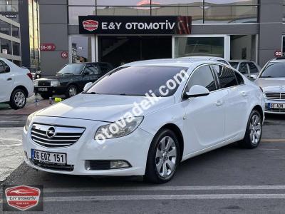 Opel Insignia 2011 2.0 CDTI Cosmo Active Select