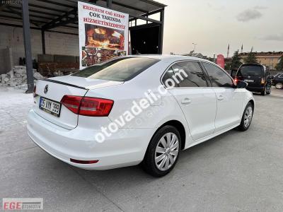 Volkswagen Jetta 2015 1.2 TSI BlueMotion Trendline