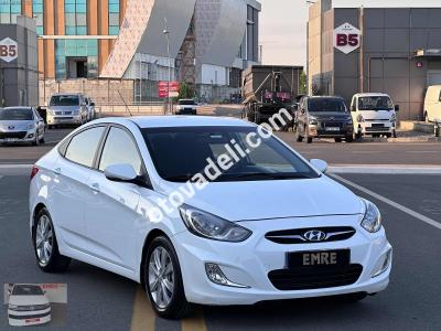 Hyundai Accent Blue 2012 1.4 CVVT Mode Plus