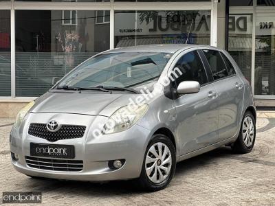 Toyota Yaris 2009 1.3 Sol