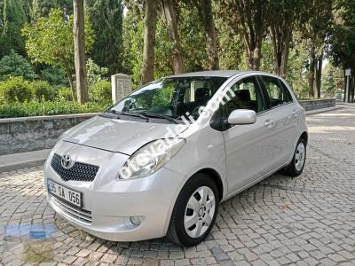 Toyota Yaris 2009 1.3 Sol