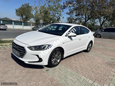 Hyundai Elantra 2018 1.6 CRDi Style Plus