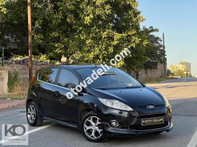 Ford Fiesta 2011 1.4 Titanium