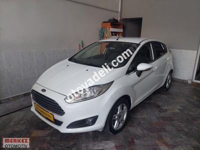 Ford Fiesta 2015 1.6 Titanium