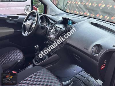 Ford Tourneo Courier 2015 1.6 TDCi Titanium