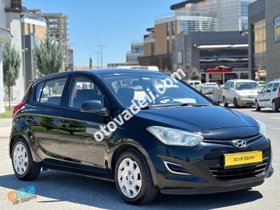 Hyundai i20 2014 1.2 D-CVVT Jump