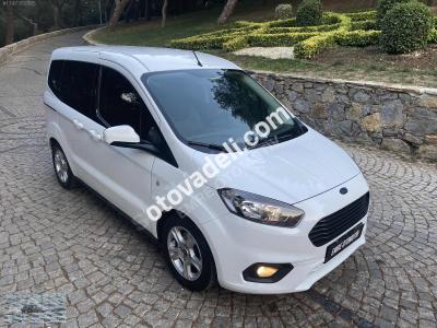 Ford Tourneo Courier 2021 1.5 TDCi Delux