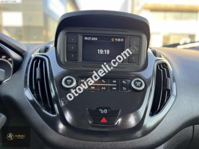 Ford Tourneo Courier 2022 1.5 TDCi Titanium