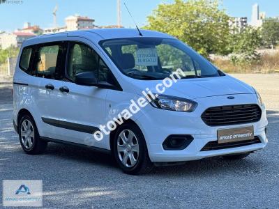 Ford Tourneo Courier 2021 1.5 TDCi Journey Trend