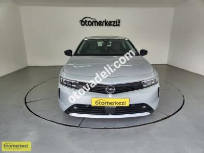 Opel Astra 2023 1.5 D Edition