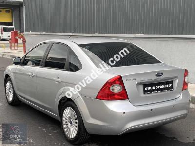 Ford Focus 2009 1.6 Titanium