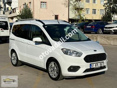 Ford Tourneo Courier 2022 1.5 TDCi Titanium