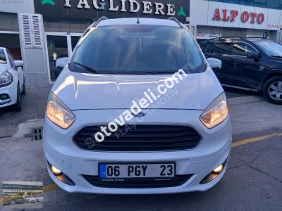 Ford Tourneo Courier 2017 1.6 TDCi Titanium