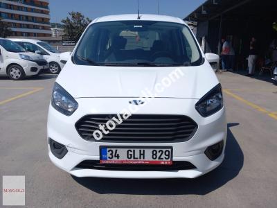 Ford Tourneo Courier 2023 1.5 TDCi Delux